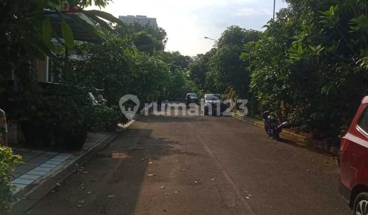 Rumah 2 Lantai di Gading Serpong  1