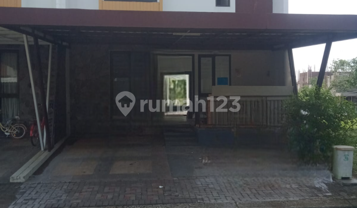 2-Story House in BSD Nusaloka 2-Story House in BSD Nusaloka