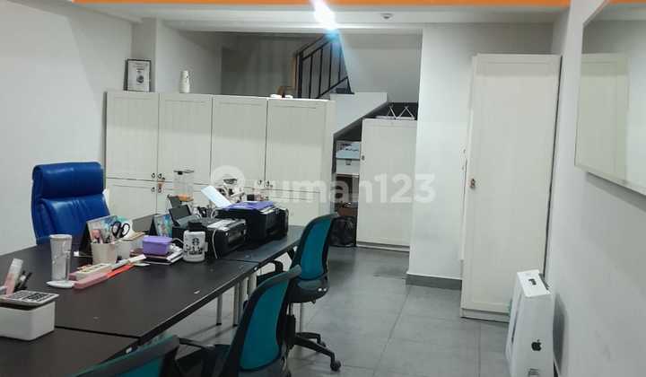 Ruko 3 Lantai Bussines Park Maqna Residence Ruko 3 Lantai Bussines Park Maqna Residence