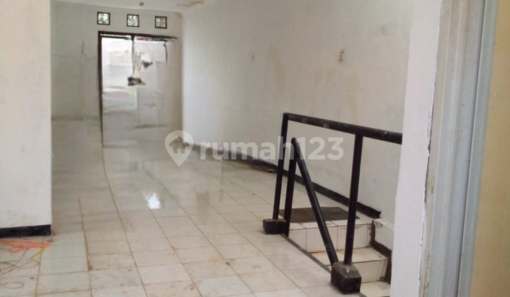 3-Storey Shophouse Near BSD Plaza 3-Storey Shophouse Near BSD Plaza