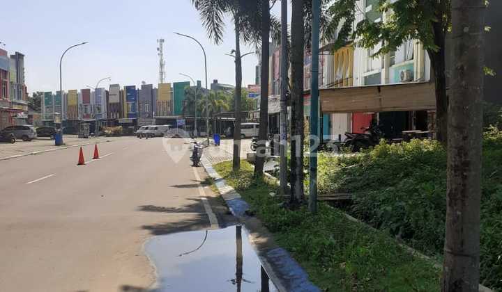 2-Story Shop House in Serpong Park Tangerang 2