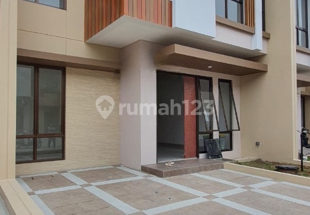 RUmah 2 lantai Di Cluster Ecopolis Citra Raya  2