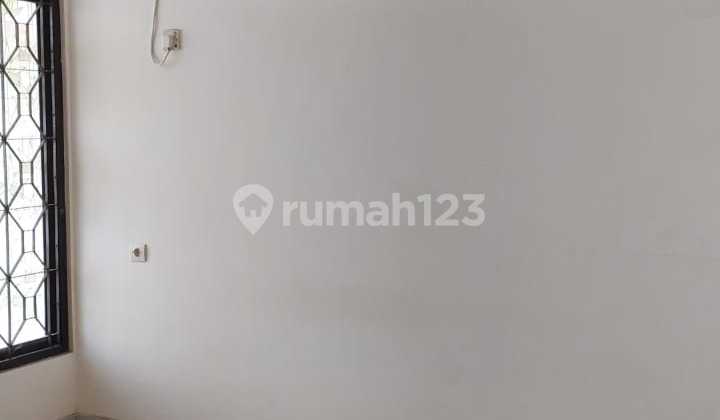 Disewakan Rumah Cluster Alam Sutera Disewakan Rumah Cluster Alam Sutera