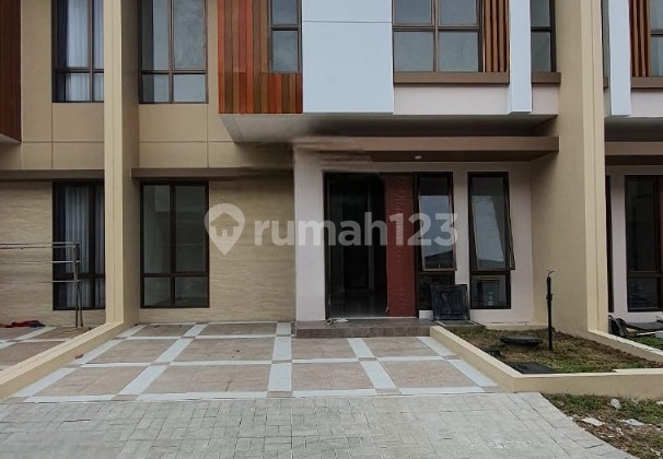 RUmah 2 lantai Di Cluster Ecopolis Citra Raya 