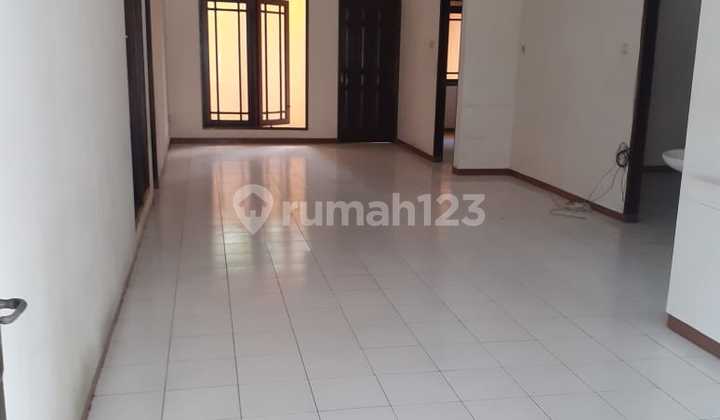 1-Story House in Sector 1B Near Sumarecon Serpong Mall