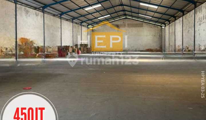 Ready-to-use warehouse in KIC Gatsu, West Semarang 1