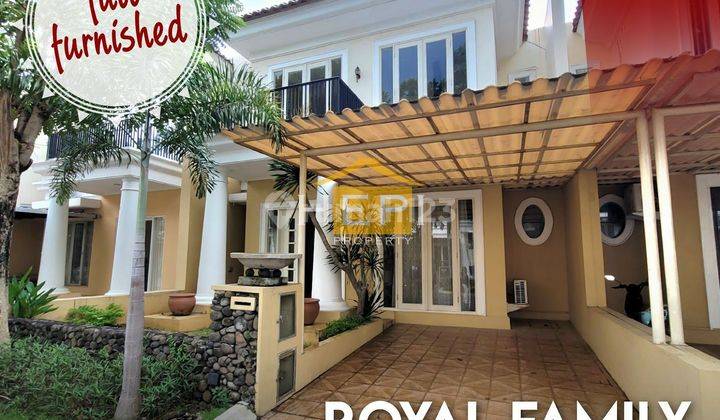 Rumah 2 lantai di Royal Family.
Kondisi Full Furnished 1