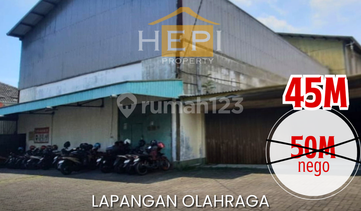 Lapangan Olahraga di Jalan Dr Cipto Semarang 1