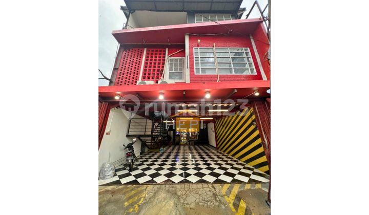 Rumah Kost Aktif 3 Lantai di Jatingaleh Semarang