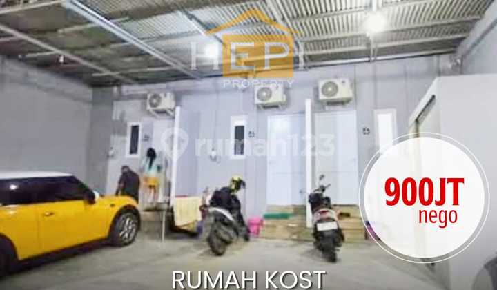 Boarding house Consists of 3 pavilions Located in the center of Semarang city 1