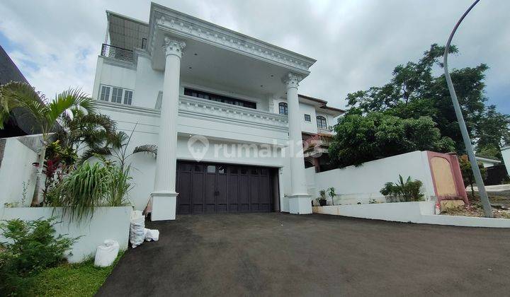 For Sale Classic Luxury House In Sentul City, Bogor