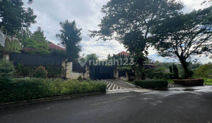 Rumah 2 Lantai Bonus Green Area, Best View Golf Sentul City,bogor 4