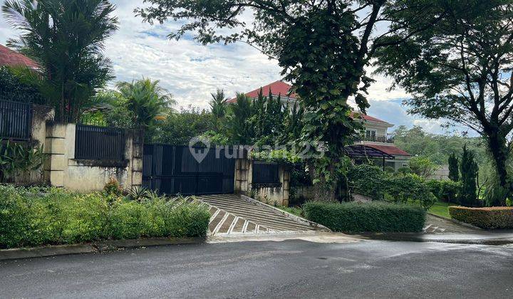 Rumah 2 Lantai Bonus Green Area, Best View Golf Sentul City,bogor 6