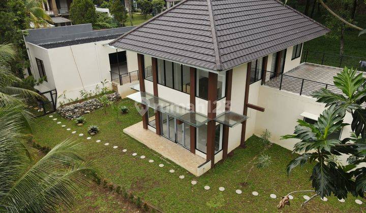 Rumah Cantik, Homey, Posisi Hook, Halaman Luas Dikelilingi Green Area, Di Sentul City, Bogor 1