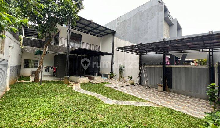 Rumah Mewah Cluster Terdepan Dua Muka di Area Sentul City 1