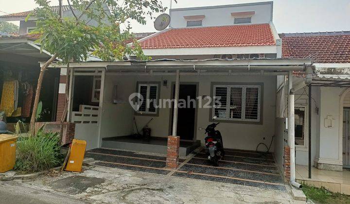 Rumah Minimalis Semi Furnish di Area Sentul City