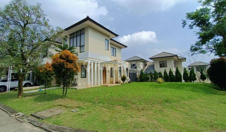 Rumah Minimalis Dengan Halaman Luas View Gunung di Sentul City 1