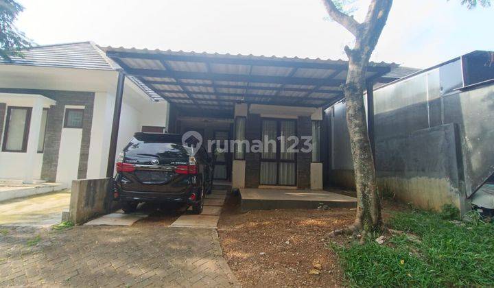 Rumah Minimalis Siap Huni Dengan Halaman Belakang di Sentul City 1