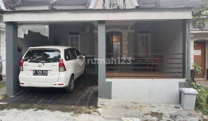 Rumah Minimalis Lingkungan Asri Dan Kolam Ikan, Furnish 1