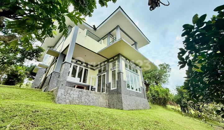 Villa with Mountain View Near Sentul | Hook | SHM | Ready to Occupy