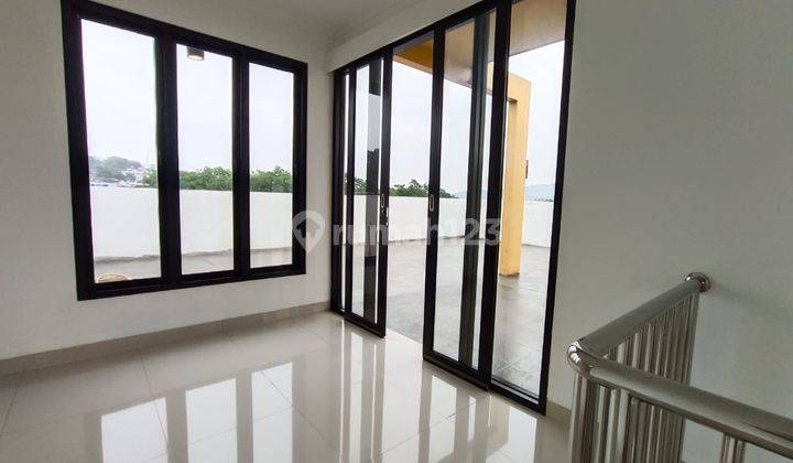 Rumah Semi Furnish Dengan Rooftop View Pegunungan, Dengan Taman Depan Dan Belakang Di Sentul City Bogor 2