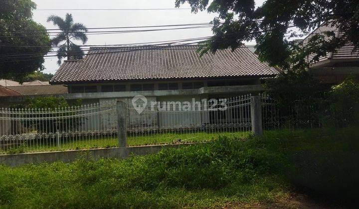 Rumah Luas Cocok Untuk Usaha Dan Rumah Tinggal Dekat Taman Kota, Cafe cafe Dan Depan Jalan Besar 25