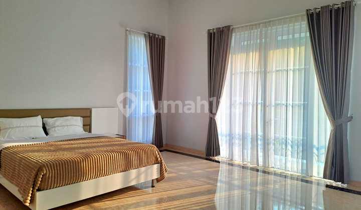 Rumah Mewah Sentul City Classic Posisi Hook SHM di Cluster Elite