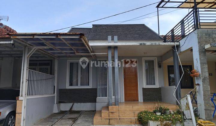 Rumah Cantik Type Minimalis Dengan Kolam Ikan Full Furnish Siap Huni di Sentul City, Bogor 2