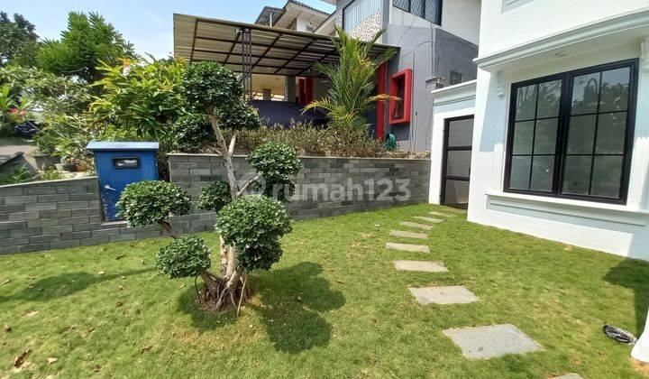 Rumah Minimalis, di Lengkapi Taman, Lingkungan Asri, Baru, Dekat Jungle Land, SHM di Sentul City, Bogor 2