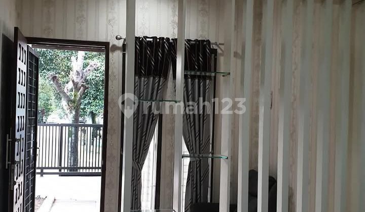 Nice Ready-to-Live 2-Story House in Batununggal Indah 2