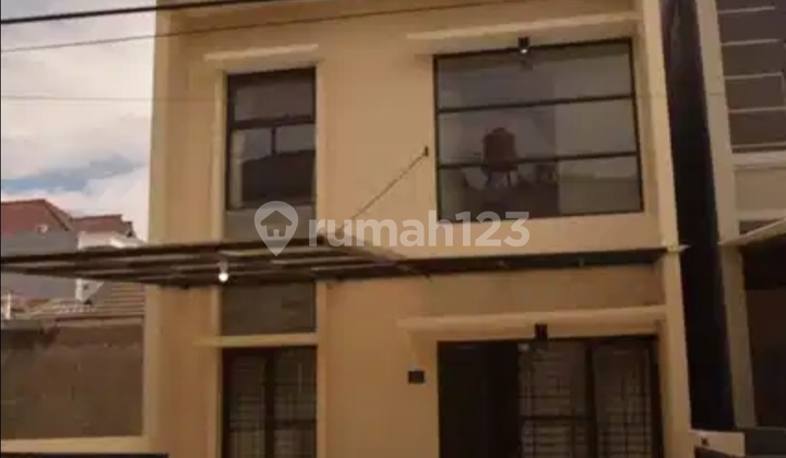 Rumah Siap Huni 2 Lantai di Komp Kiara Sari Asri di Buah Batu