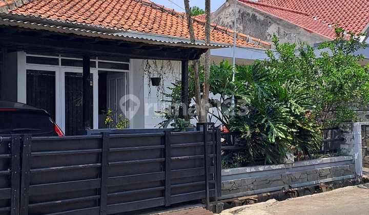 Rumah Bagus 1 Lantai Jalan Lebar di Turangga Buah Batu