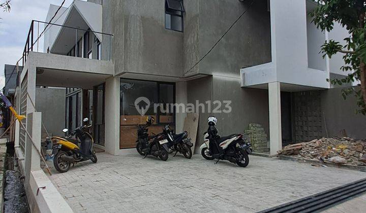 Rumah Baru Minimalis Modern Di Di Turangga Buah Batu Sayap Reog 1