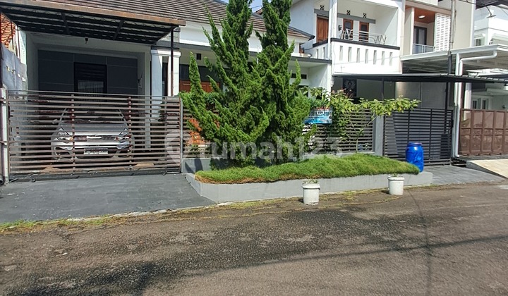 Rumah Bagus Minimalis Jalan Lebar Komp Margahayu Raya Buah Batu