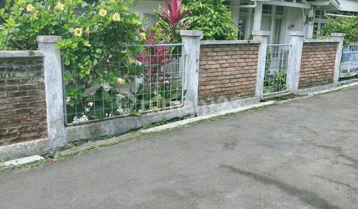 Rumah 1 Lantai Sayap Dago Dekat Area Kampus Cocok Utk Tinggal, Kosan