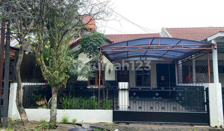 Rumah Bagus 1 Lantai Siap Huni Komplek Tanjungsari Asri di Antapani Rumah Bagus 1 Lantai Siap Huni Komplek Tanjungsari Asri di Antapani