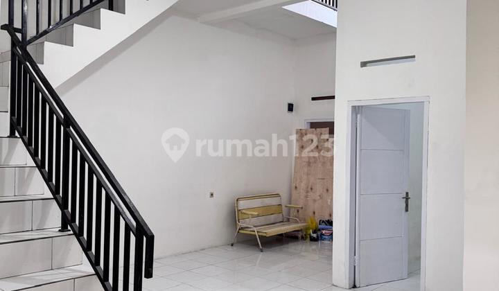 Rumah 2 Lantai Bagus Minimalis di Cisaranten Arcamanik Bandung Timur 2