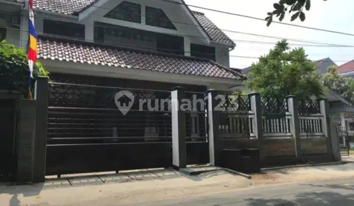 Rumah Bagus Mewah Dekat Gedung Sate di Bandung Kota Cikutra