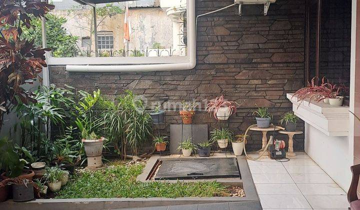 Rumah Bagus Lingkungan Tenang Di Kembar Sayap Bkr Buah Batu 2