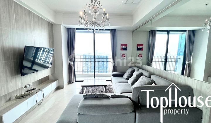 Disewakan Apartemen Casa Grande Residence Phase 2 Private Lifft 3 BR Furnished