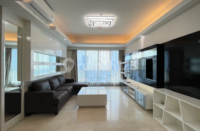 For Rent Casa Grande Residence Apartment Private Lift 3 BR Area 163 Sqm Furnished