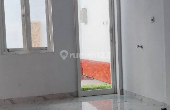 Jual cepat rumah beserta perabot + kolam renang pribadi murah meriah  2