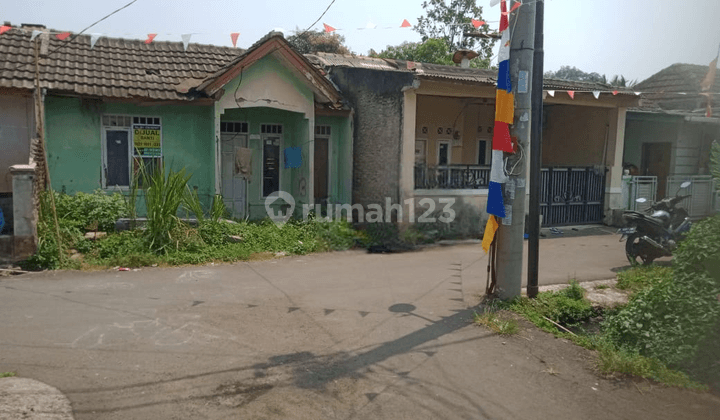 Rumah Tua di Perumahan Aster 2 Legok  1