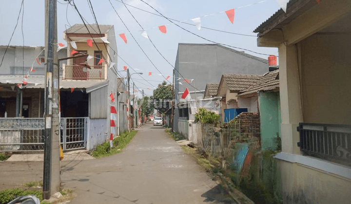 Rumah Tua di Perumahan Aster 2 Legok  2