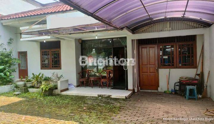 RUMAH 2 LANTAI DI PINGGIR JALAN DAERAH BOGOR 1