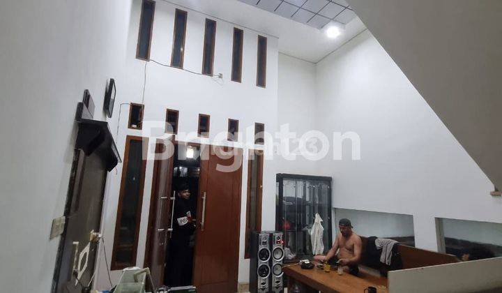 Rumah mewah 3 lantai siap Huni di Rawa Buaya 2