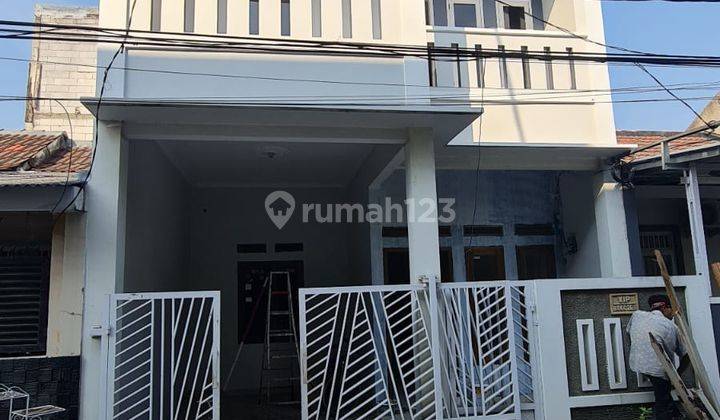 Rumah 2LT di VIP Selangkah ke Summarecon Bekasi Bisa KPR  1