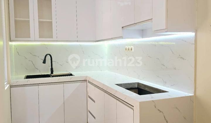 Rumah Siap Huni 2Lt Bisa KPR DP Ringan Lokasi Strategis di Permata Harapan Baru Kota Harapan Indah Bekasi 2