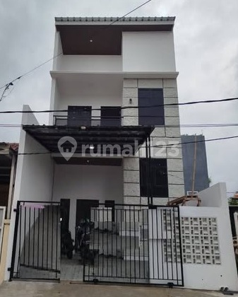 2-Storey New Building Residence Eligible for Mortgage in Harapan Indah City, Bekasi