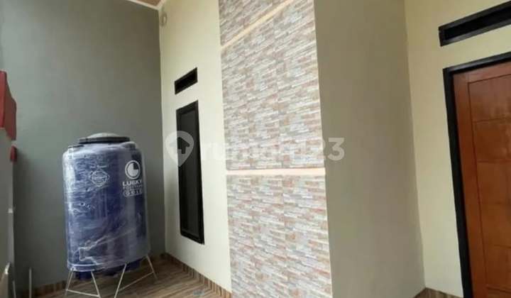 Beautiful New House in Premium Location, KPR Available at Taman Harapan Baru Area, Kota Harapan Indah, Bekasi 2